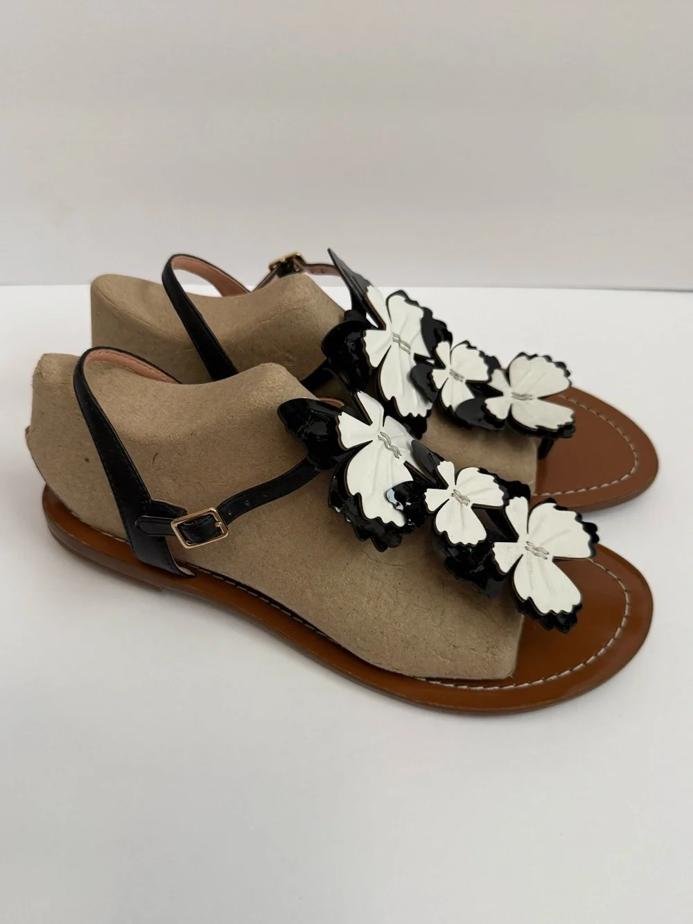 Butterfly Sandals Kate Spade Black White Leather Flats Size 8.5